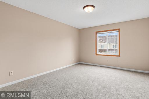 1900 Hawthorne Point, Hudson, WI 54016
