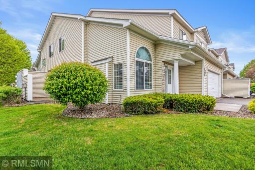 1900 Hawthorne Point, Hudson, WI 54016