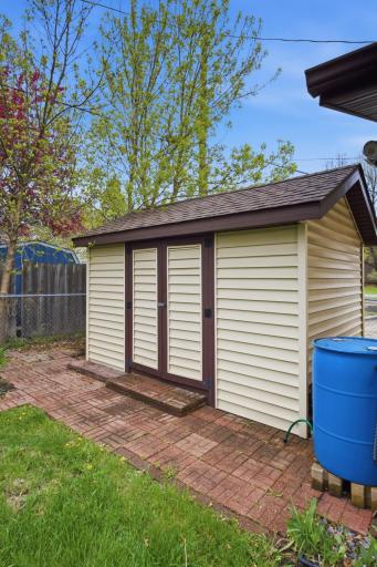 434 Dale Avenue, Moorhead, MN 56560