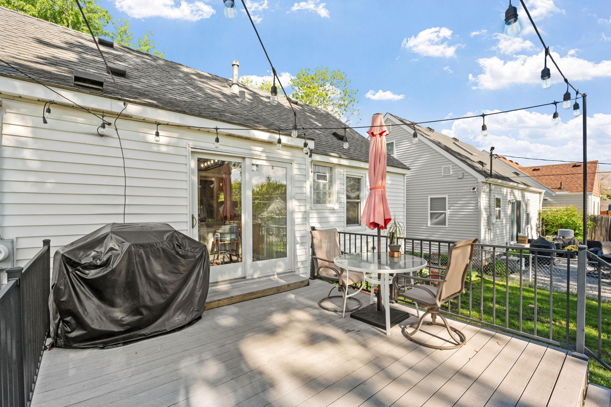 7-web-or-mls-2825 Kentucky Ave S-7.jpg