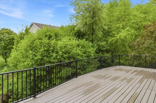Wonderful space for gatherings or relaxing.