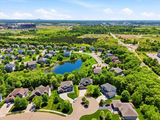7707 Oxbow Creek Circle N, Minneapolis, MN 55445