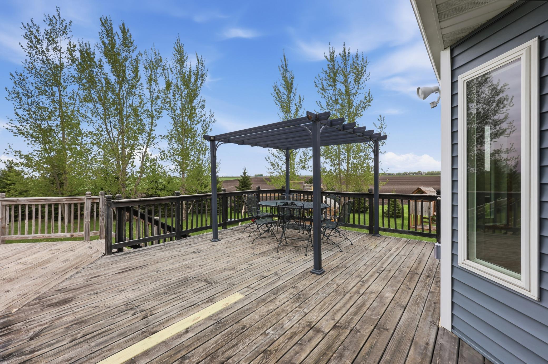 Oversized Deck