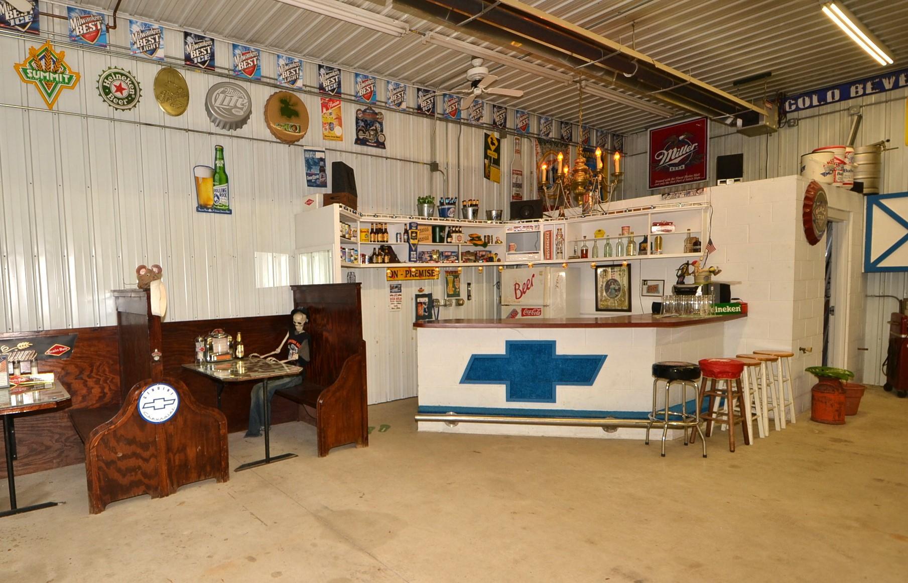 Shop2.JPG
