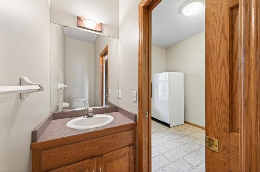 15989 Xeon Street NW, Andover, MN 55304