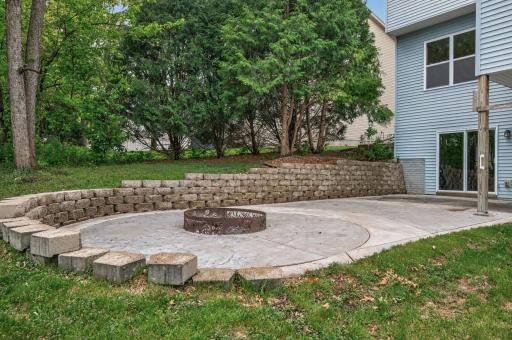 15989 Xeon Street NW, Andover, MN 55304