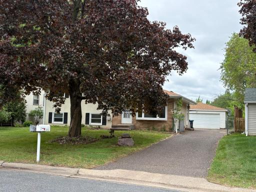 2539 Cowern Place E, North Saint Paul, MN 55109
