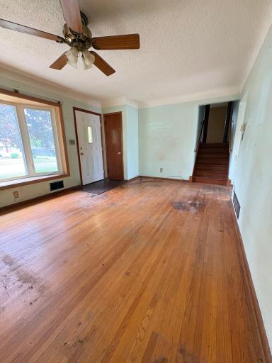 2539 Cowern Place E, North Saint Paul, MN 55109