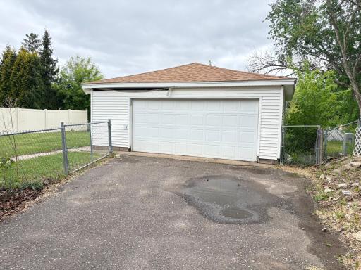 2539 Cowern Place E, North Saint Paul, MN 55109