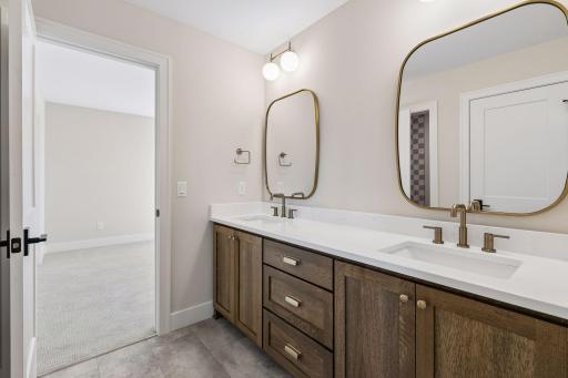 5521 Zenith Avenue S, Minneapolis, MN 55410