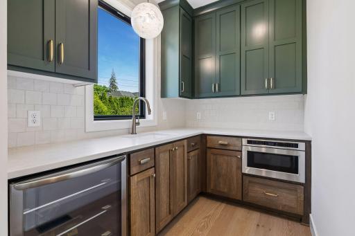 5521 Zenith Avenue S, Minneapolis, MN 55410