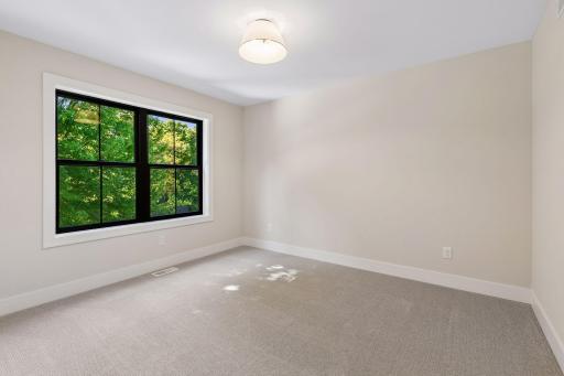 5521 Zenith Avenue S, Minneapolis, MN 55410
