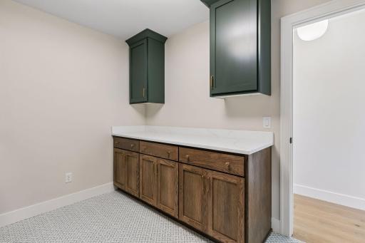 5521 Zenith Avenue S, Minneapolis, MN 55410