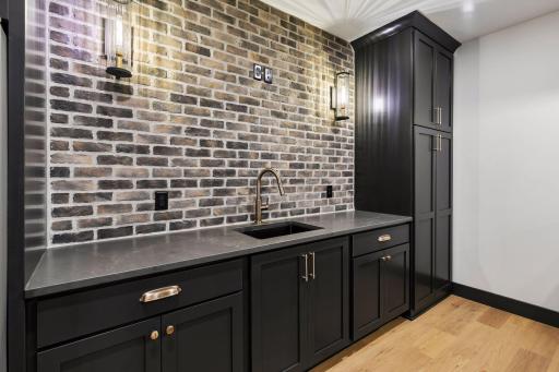 5521 Zenith Avenue S, Minneapolis, MN 55410