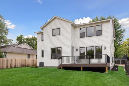 5521 Zenith Avenue S, Minneapolis, MN 55410