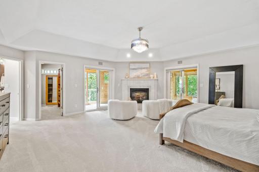 6210 Deerwood Circle N, Plymouth, MN 55442