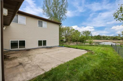 518 Horseshoe Lane, Braham, MN 55006