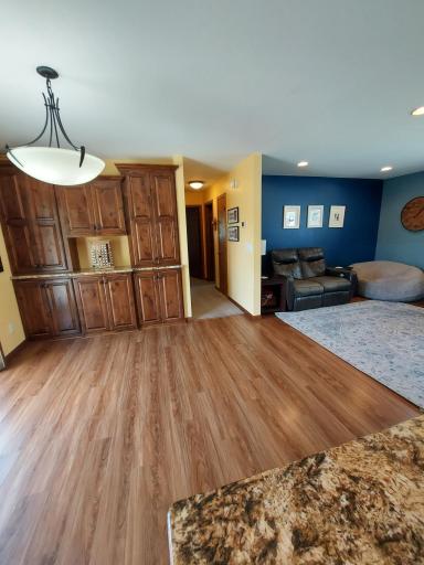 409 Sundown Drive, Avon, MN 56310