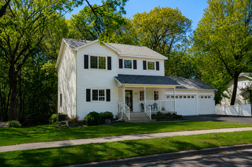 615 Oakwood Drive, Saint Cloud, MN 56304