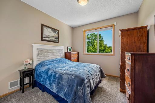 19332 Embers Avenue, Farmington, MN 55024