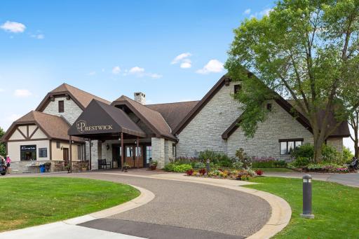 9755 Wedgewood Circle, Woodbury, MN 55125