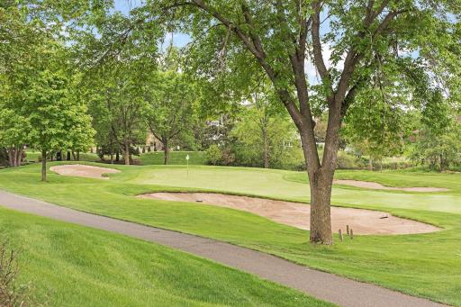 9755 Wedgewood Circle, Woodbury, MN 55125