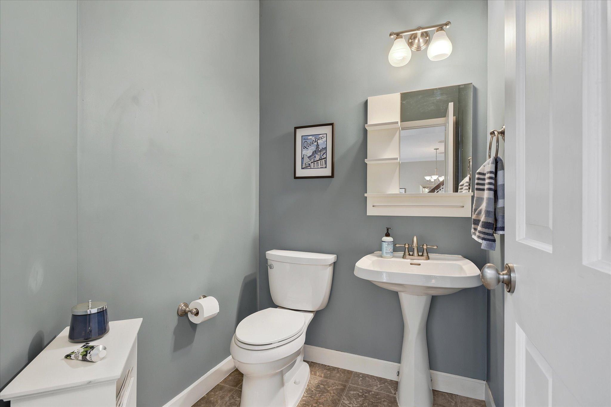 1/2 Bath
