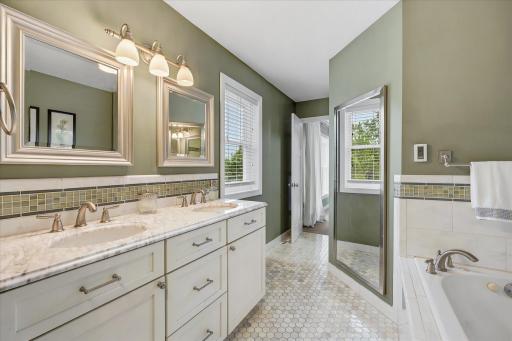 13040 Emmer Place, Apple Valley, MN 55124