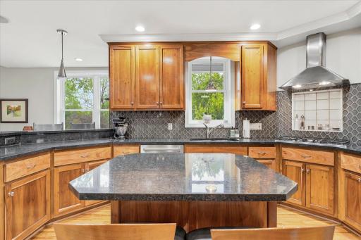 13040 Emmer Place, Apple Valley, MN 55124