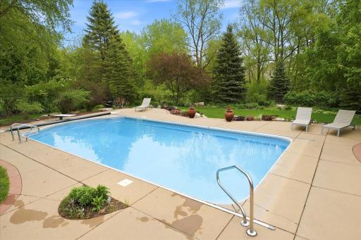 13040 Emmer Place, Apple Valley, MN 55124