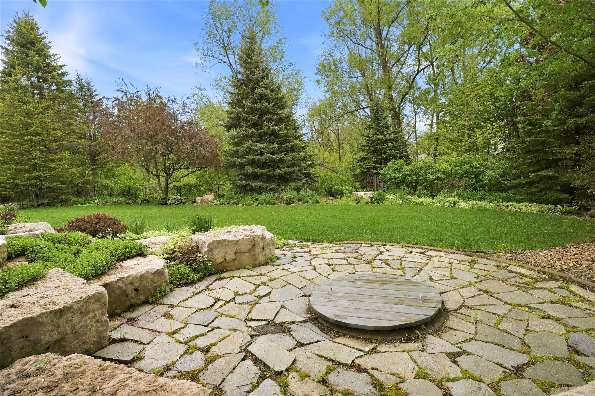 Fire pit