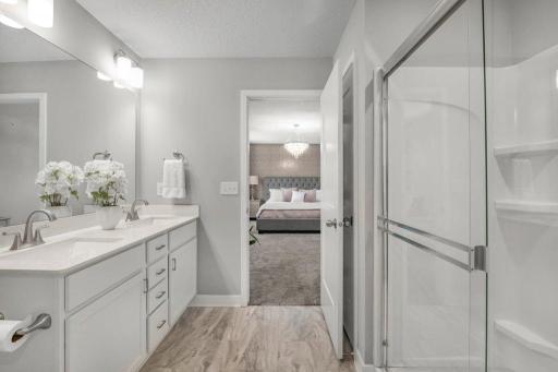 10884 Glacier Lane N, Maple Grove, MN 55369