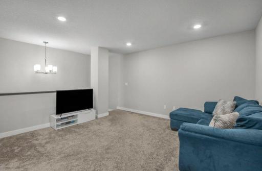 10884 Glacier Lane N, Maple Grove, MN 55369