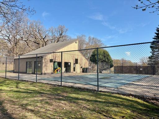 8405 137th Court, Saint Paul, MN 55124