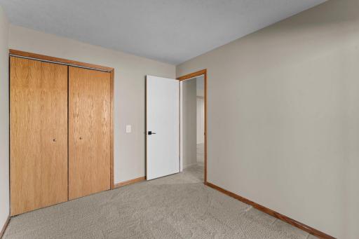 8405 137th Court, Saint Paul, MN 55124