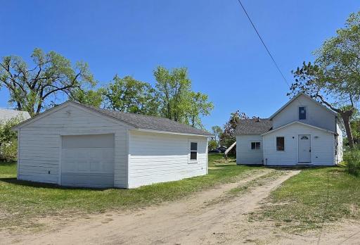 707 Irvine Avenue NW, Bemidji, MN 56601