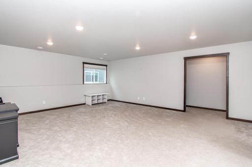 3914 31st Street S, Moorhead, MN 56560