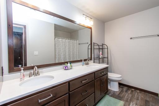 3914 31st Street S, Moorhead, MN 56560
