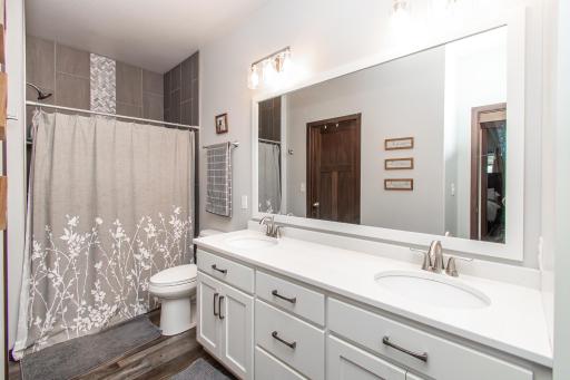 3914 31st Street S, Moorhead, MN 56560