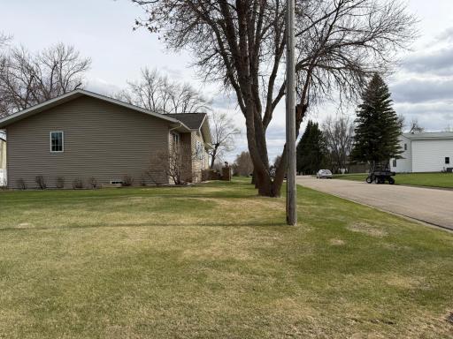 701 Lincoln Street, Lisbon, ND 58054
