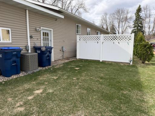 701 Lincoln Street, Lisbon, ND 58054