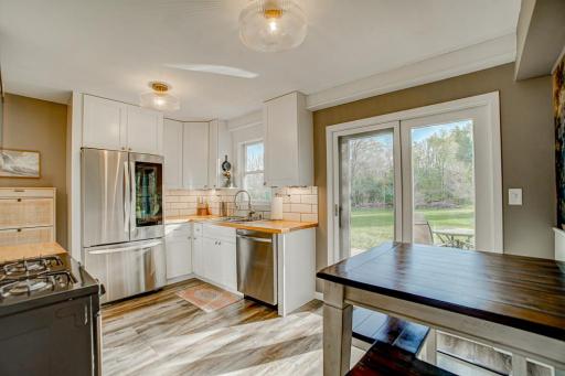 7949 Stillwater Boulevard N, Oakdale, MN 55128