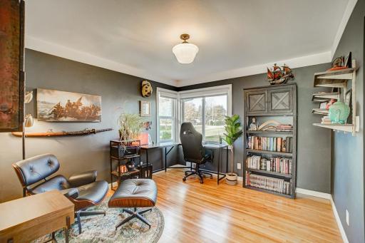 7949 Stillwater Boulevard N, Oakdale, MN 55128