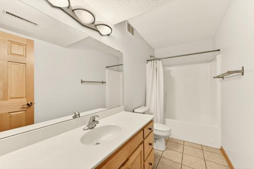 2813 Ashland Place NW, Rochester, MN 55901