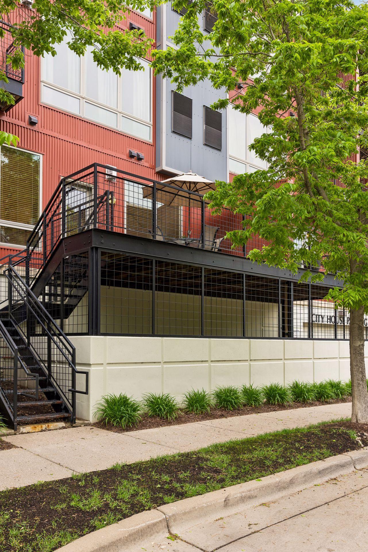 Direct access to condo via private deck with