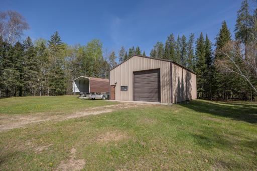 Great pole barn lot close to Longville, MN