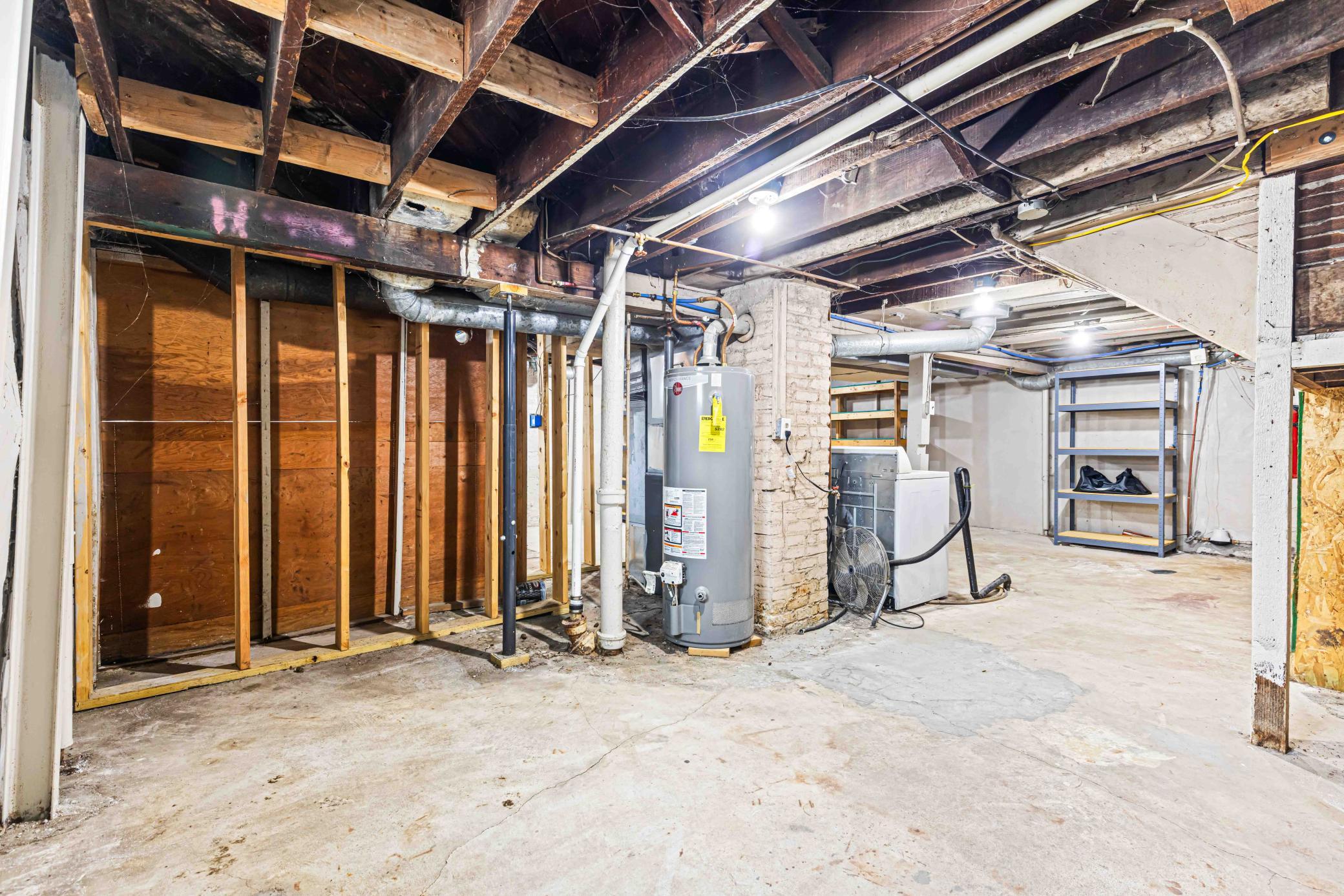 Basement/Laundry/Utility
