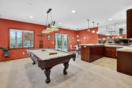 10741 Hawthorn Trail, Woodbury, MN 55129