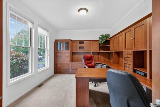 10741 Hawthorn Trail, Woodbury, MN 55129