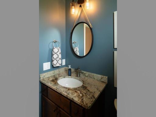 14294 Shore Crest Drive NW, Prior Lake, MN 55372